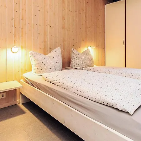 4 Star In Ottendorf
